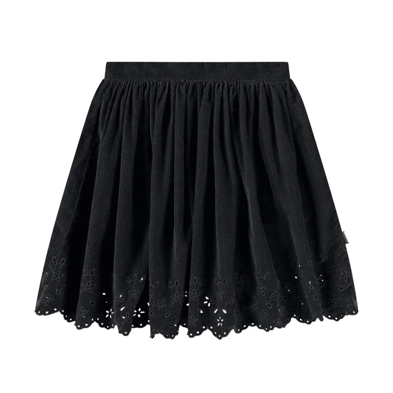 bellis black 248381